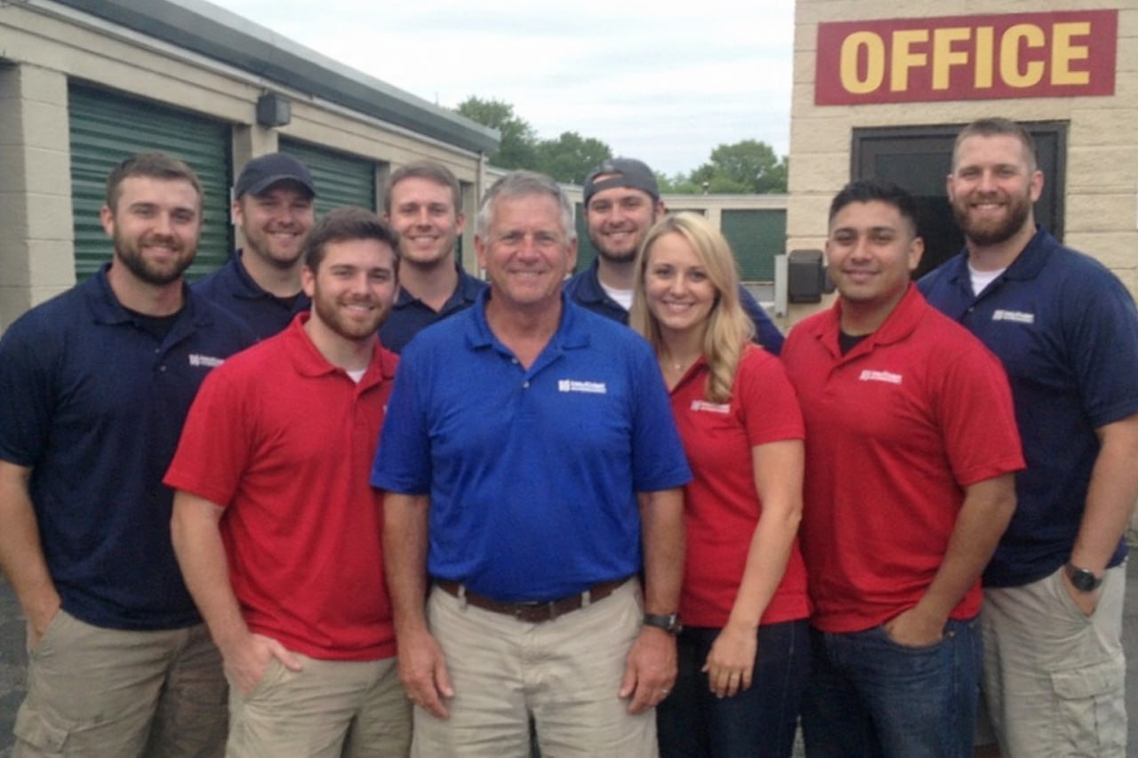 Water damage restoration professionals in Kent, WA